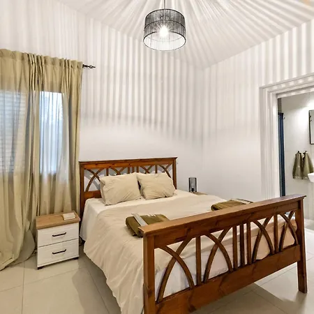 Zeus بيت للعطل *